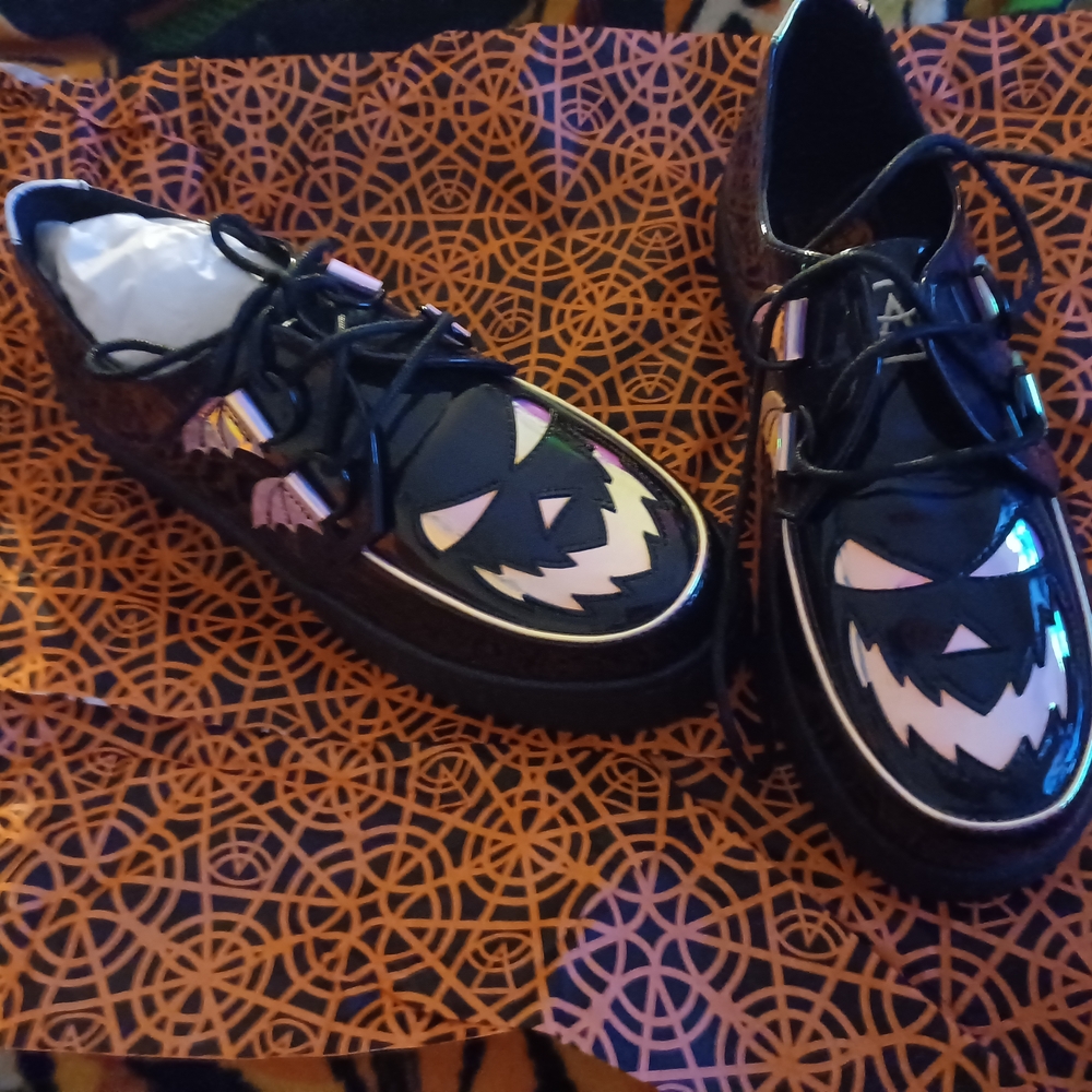 Black Halloween Pumpkin Loafers
